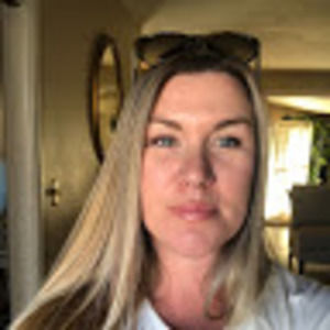 Meet your Posher, Debra